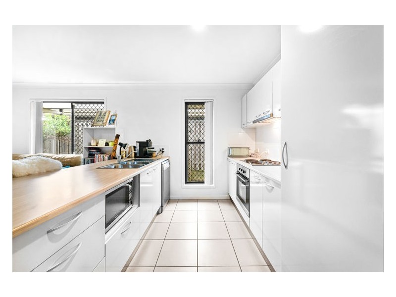 32 Presentation Boulevard, Nambour QLD 4560