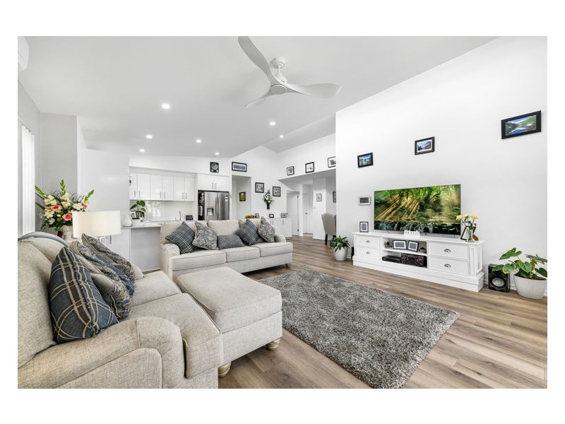 155/25 Owen Creek Road, Forest Glen QLD 4556