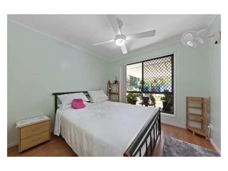 4 Fernlea Street, Burnside QLD 4560