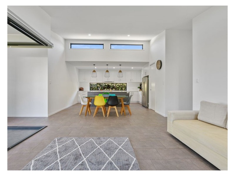 35 Honeyeater Place, Bli Bli QLD 4560