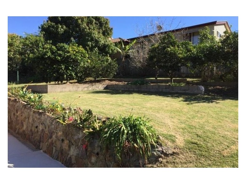 8 Lancaster Close, Woombye QLD 4559