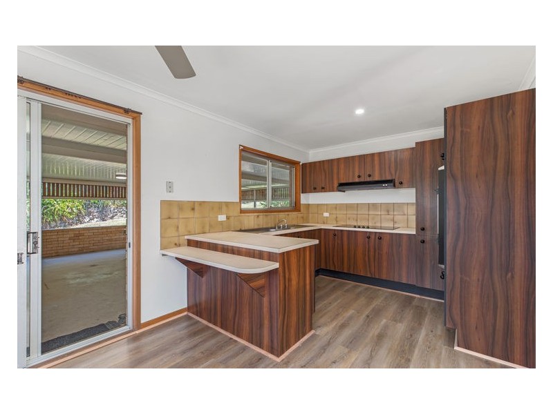 25 Cunningham Crescent, Nambour QLD 4560