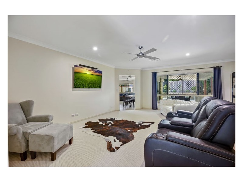 15 Flame Tree Court, Palmwoods QLD 4555