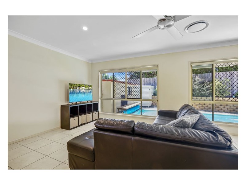 15 Flame Tree Court, Palmwoods QLD 4555