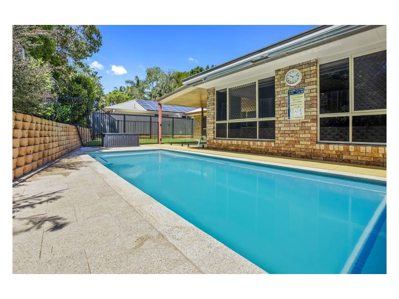 15 Flame Tree Court, Palmwoods QLD 4555