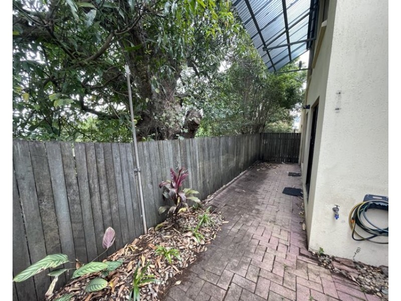 1/29 Hospital Road, Nambour QLD 4560