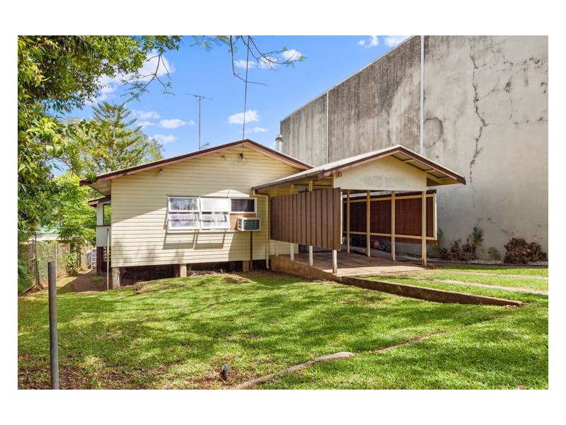 13 Tamper Street, Nambour QLD 4560