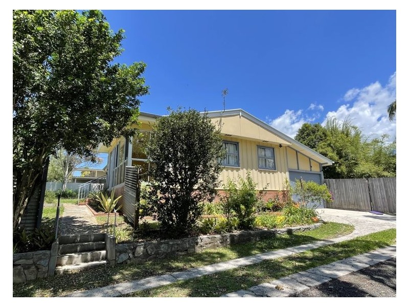 19 Waterfall Road, Nambour QLD 4560