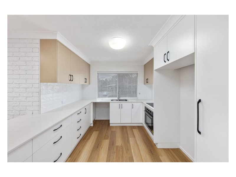 32 Lachlan Avenue, Nambour QLD 4560