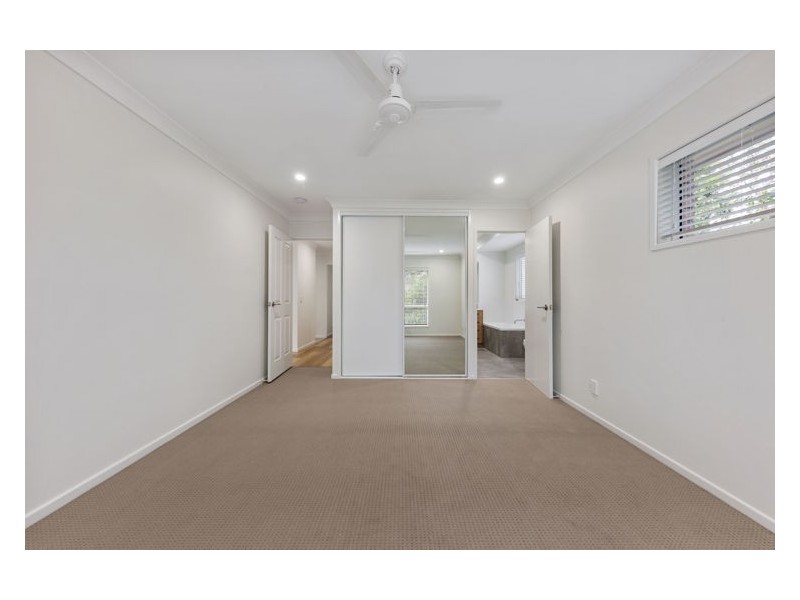 32 Lachlan Avenue, Nambour QLD 4560