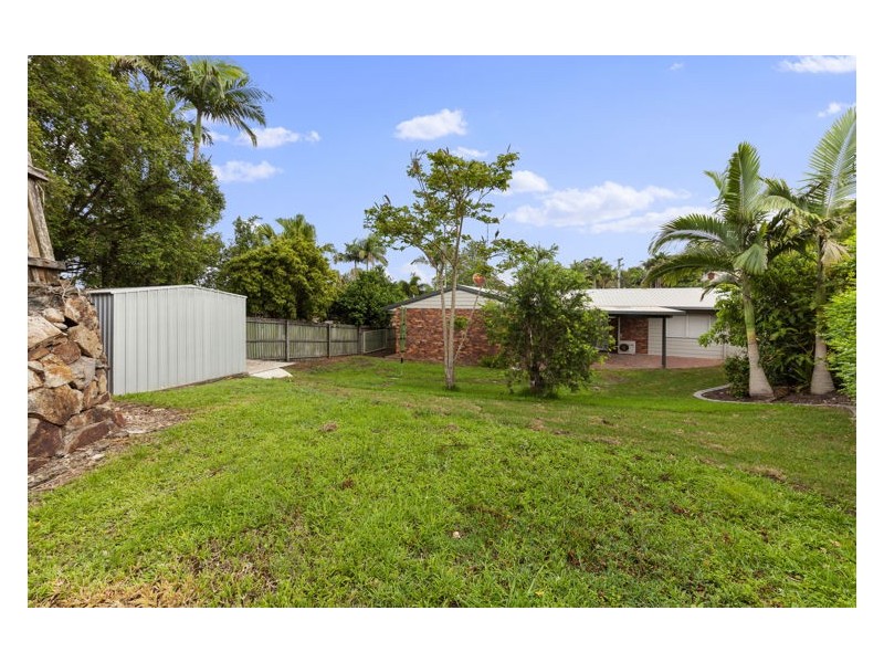 32 Lachlan Avenue, Nambour QLD 4560