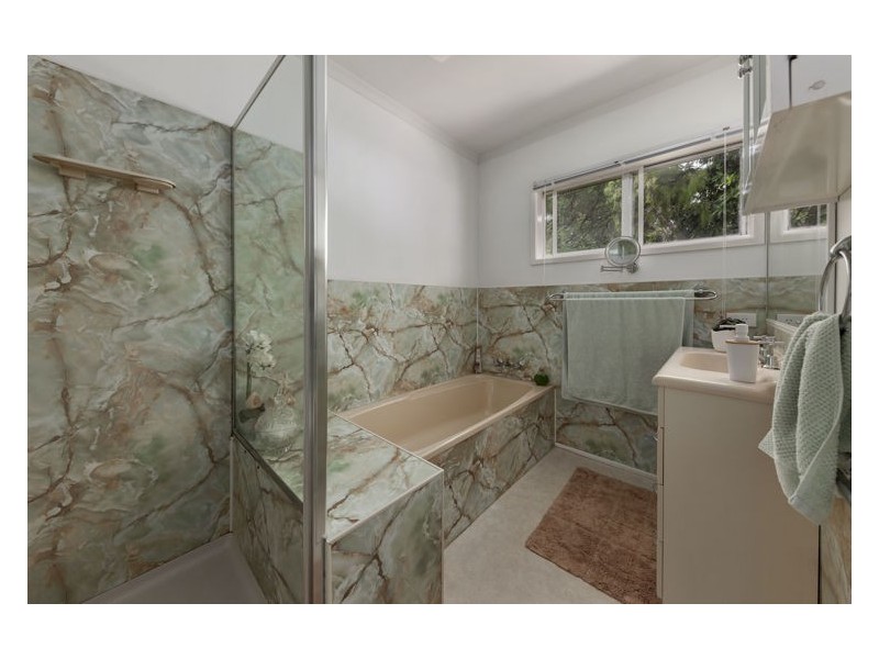 101 Towen Mount Road, Towen Mountain QLD 4560