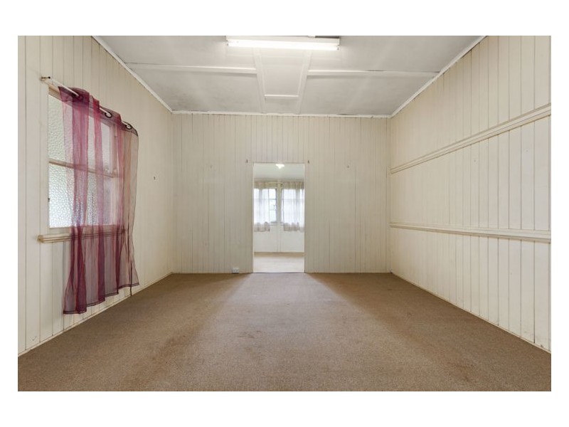 13 Smith Street, Nambour QLD 4560