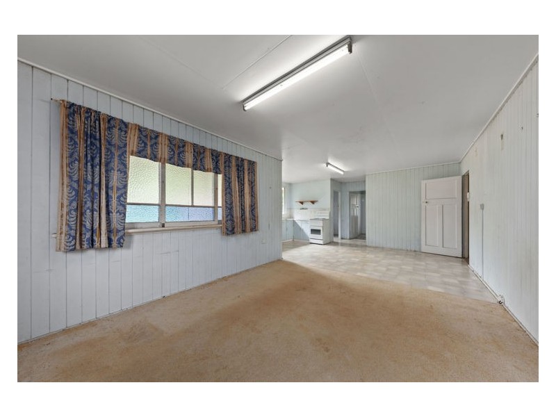 13 Smith Street, Nambour QLD 4560