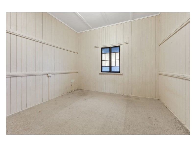 13 Smith Street, Nambour QLD 4560