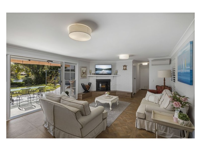 52 Kapilano Crescent, Mountain Creek QLD 4557