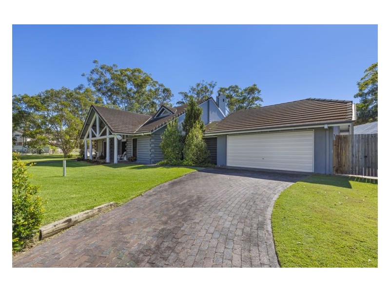 52 Kapilano Crescent, Mountain Creek QLD 4557