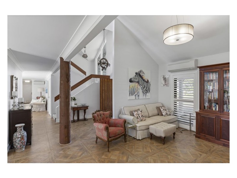 52 Kapilano Crescent, Mountain Creek QLD 4557