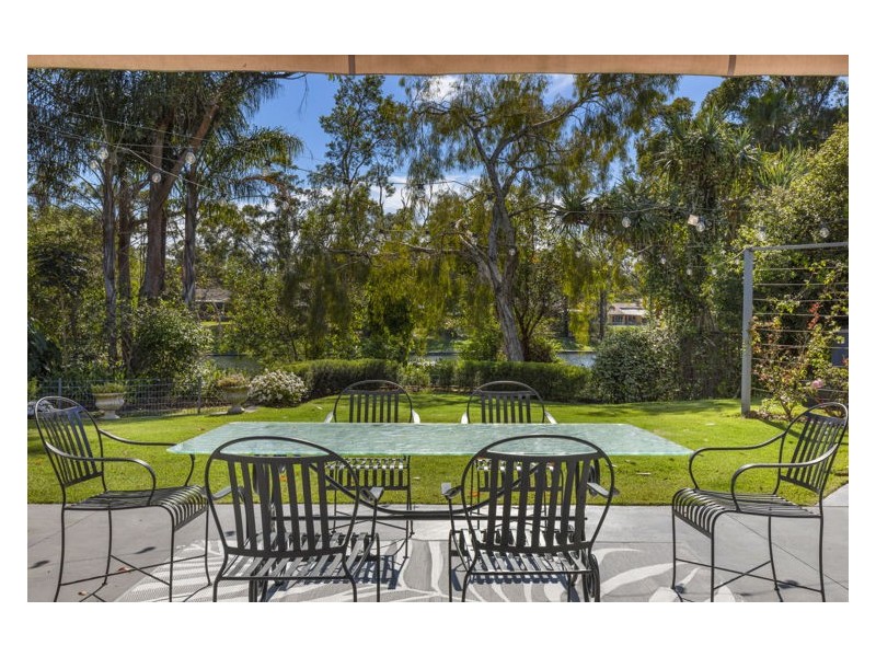 52 Kapilano Crescent, Mountain Creek QLD 4557