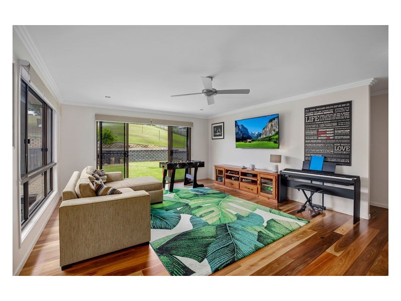 7 Fernhill Place, Diddillibah QLD 4559