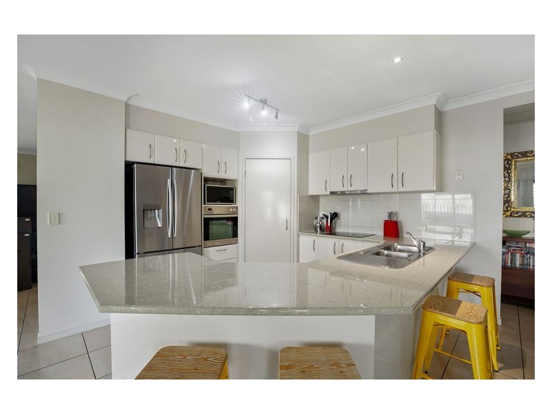 10 Presentation Boulevard, Nambour QLD 4560