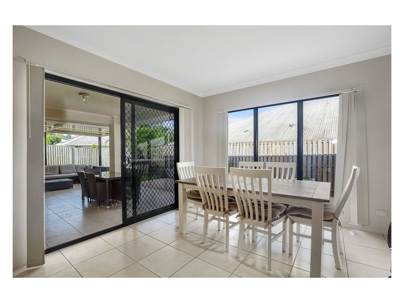 10 Presentation Boulevard, Nambour QLD 4560