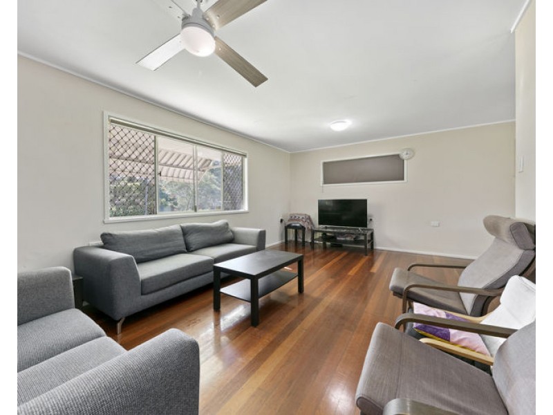 4 Olive Court, Nambour QLD 4560