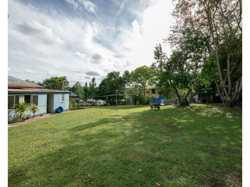 6 Doolan Street, Nambour QLD 4560