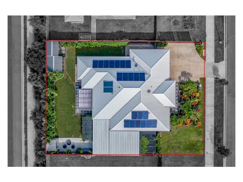 16 Reo Place, Yandina QLD 4561