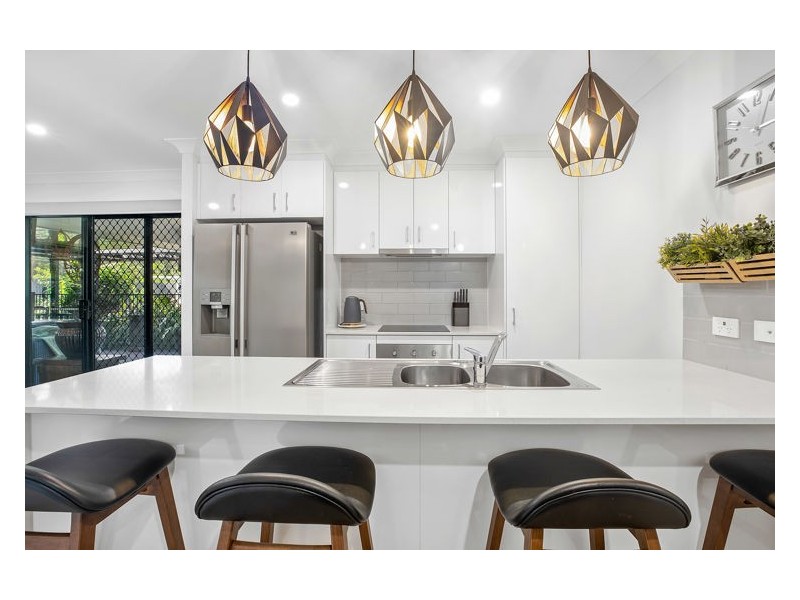 16 Reo Place, Yandina QLD 4561