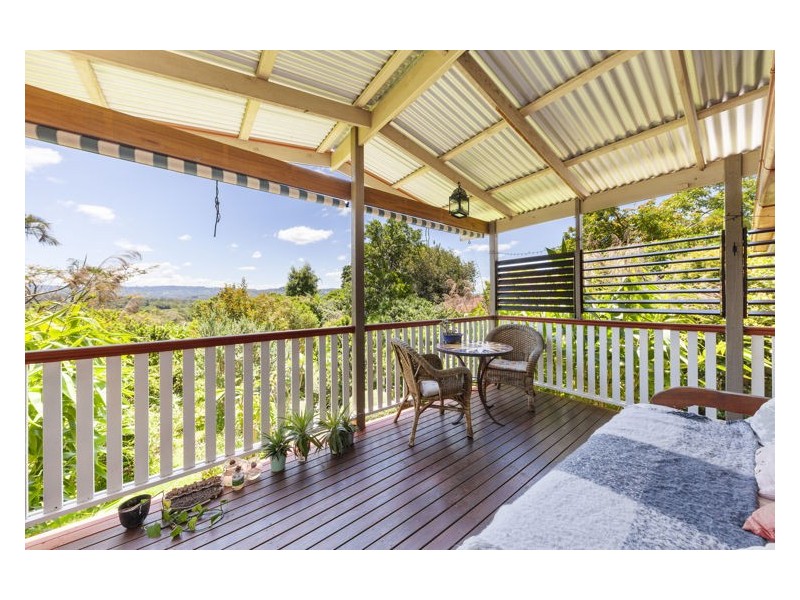 12 Pine Grove Road, Woombye QLD 4559