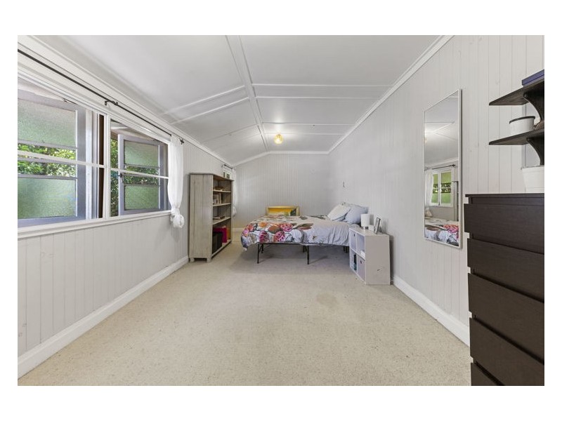 12 Pine Grove Road, Woombye QLD 4559