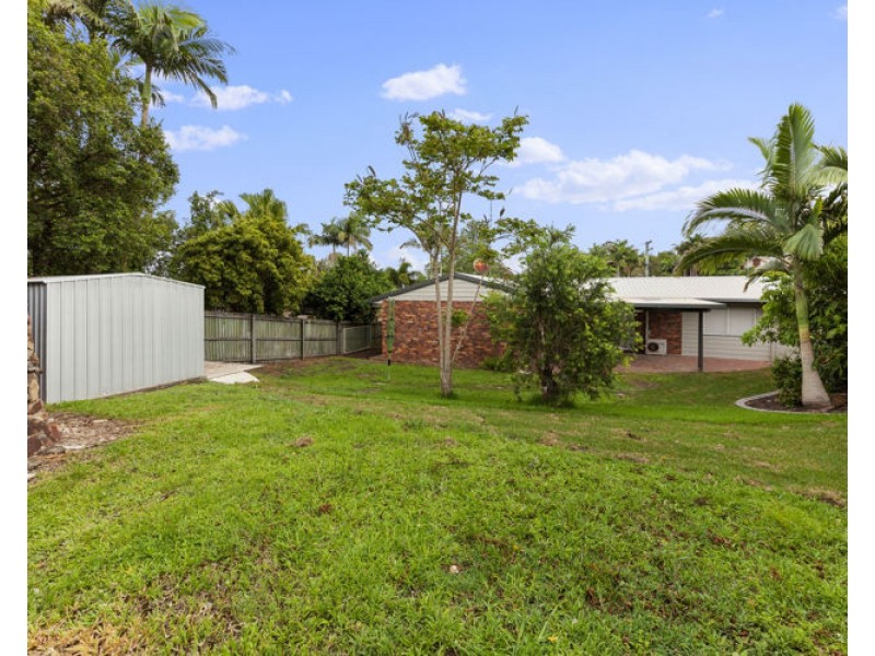 32 Lachlan Ave, Nambour QLD 4560