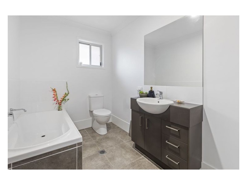 2 Skyring Street, Yandina QLD 4561