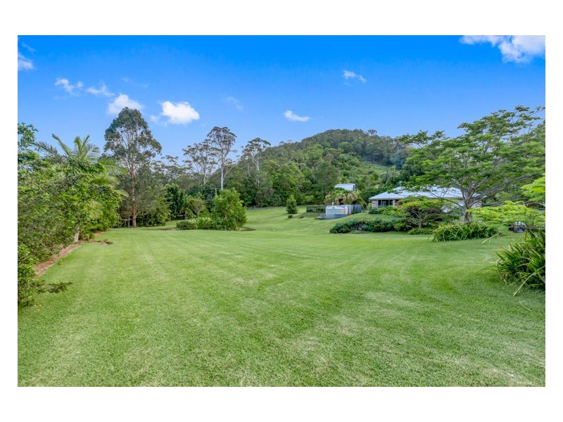 11 Belvedere Place, Maroochy River QLD 4561