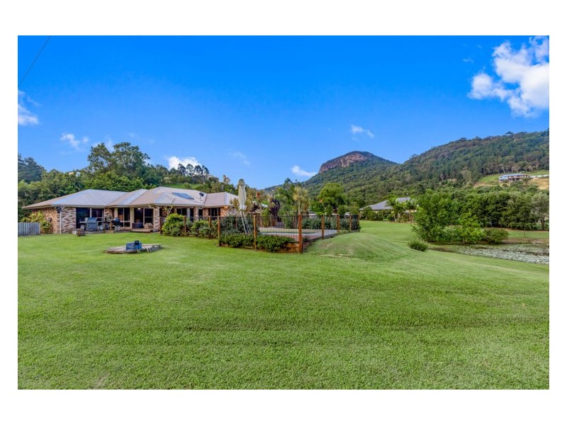 11 Belvedere Place, Maroochy River QLD 4561