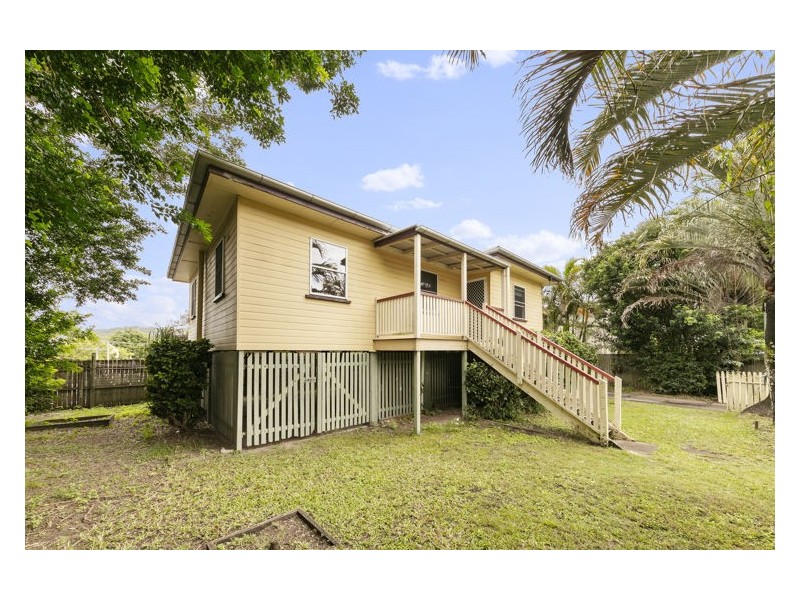15 Doolan Street, Nambour QLD 4560