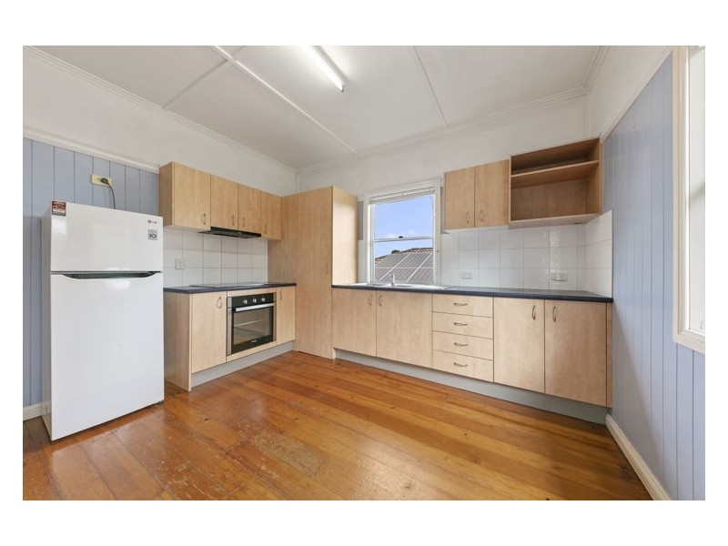 15 Doolan Street, Nambour QLD 4560
