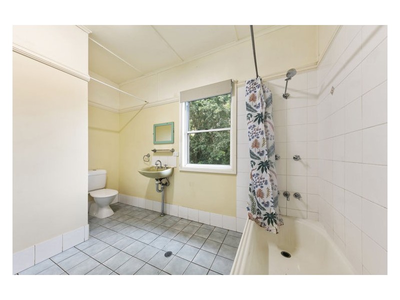 15 Doolan Street, Nambour QLD 4560