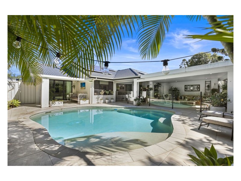 17 Mountain Ash Drive, Mountain Creek QLD 4557