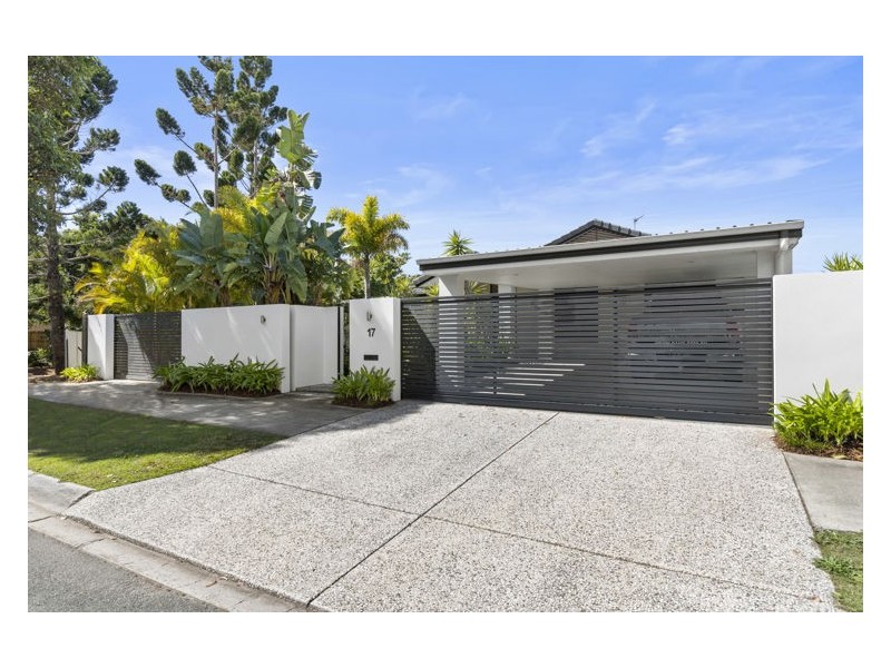 17 Mountain Ash Drive, Mountain Creek QLD 4557
