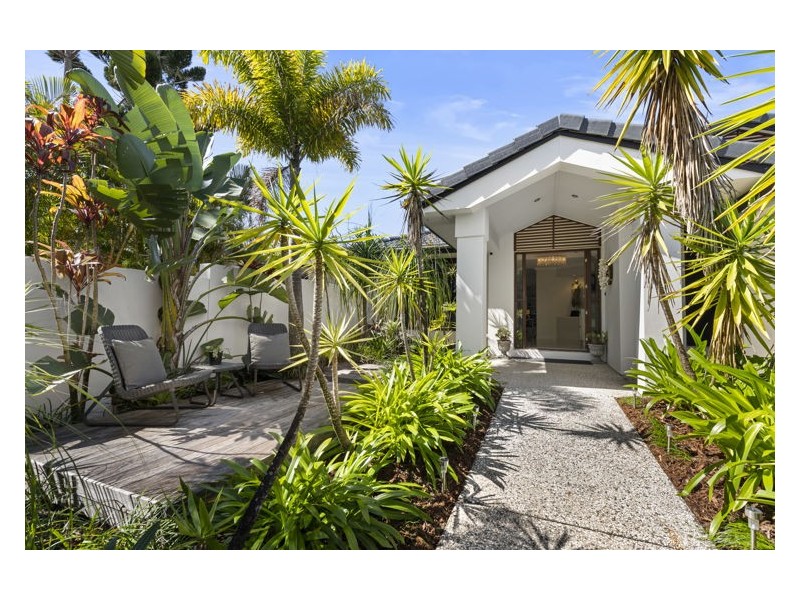 17 Mountain Ash Drive, Mountain Creek QLD 4557