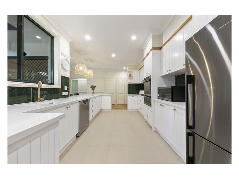 242 Diamond Valley Road, Diamond Valley QLD 4553