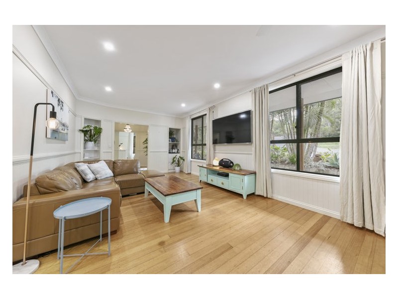 242 Diamond Valley Road, Diamond Valley QLD 4553