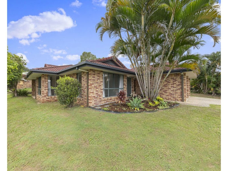 1 Killarney Crescent, Nambour QLD 4560
