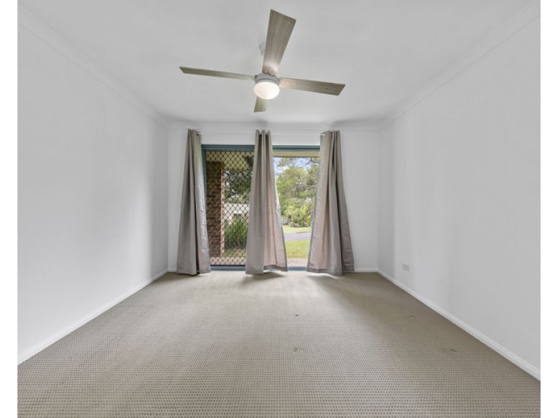 1 Killarney Crescent, Nambour QLD 4560