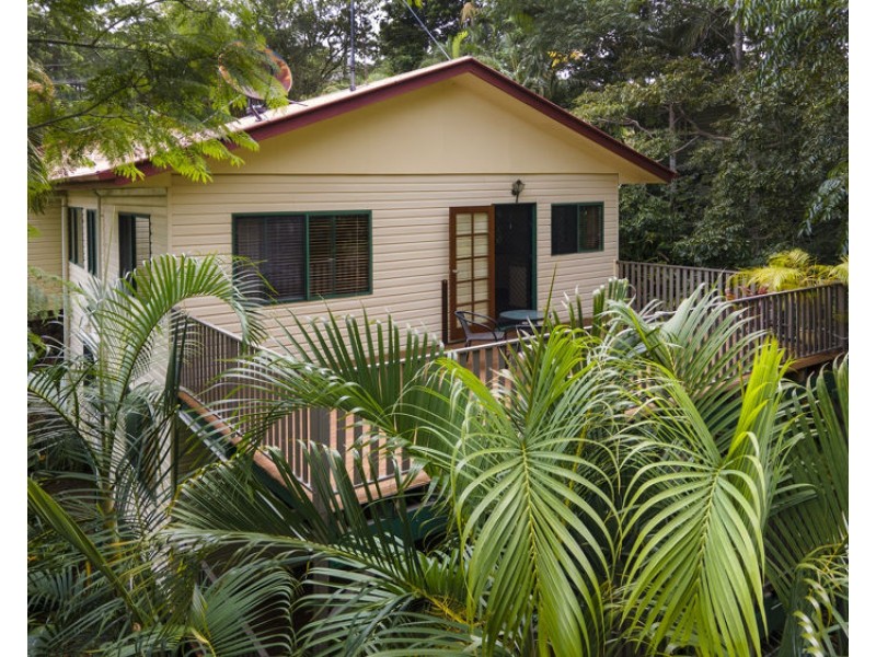 49 Spring Myrtle Avenue, Nambour QLD 4560