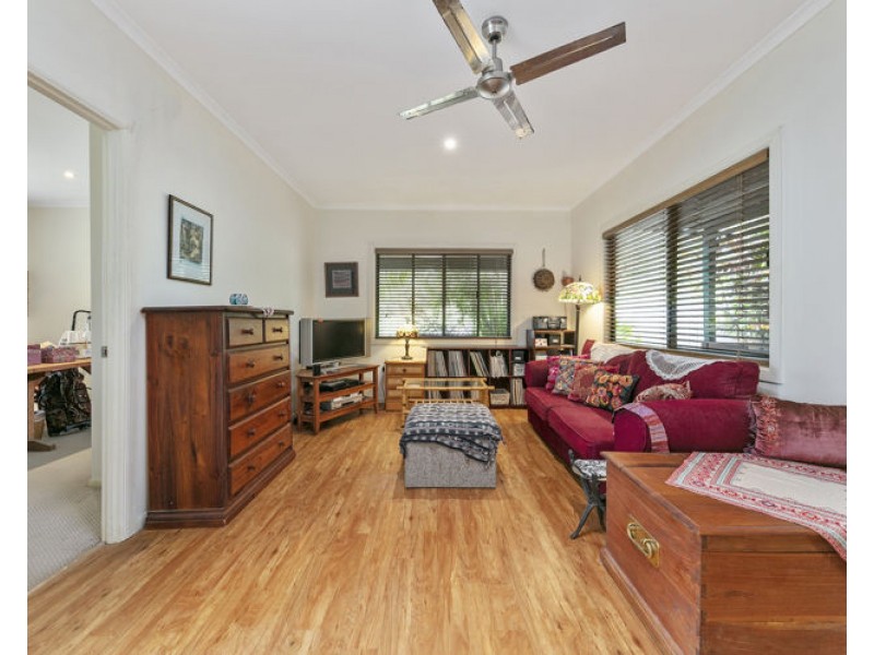 49 Spring Myrtle Avenue, Nambour QLD 4560