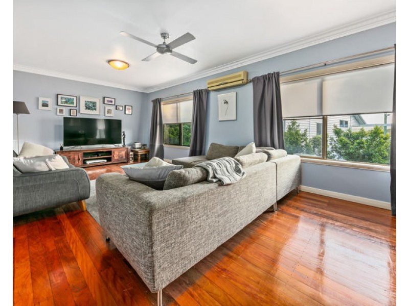 37 Oxleigh Crescent, Nambour QLD 4560