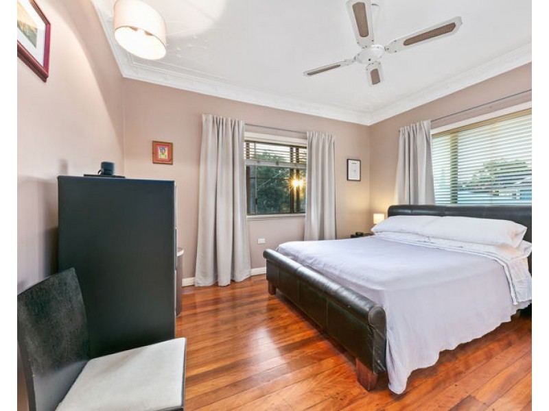 37 Oxleigh Crescent, Nambour QLD 4560